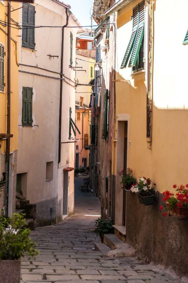 Monolocale Marola Daire La Spezia Dış mekan fotoğraf